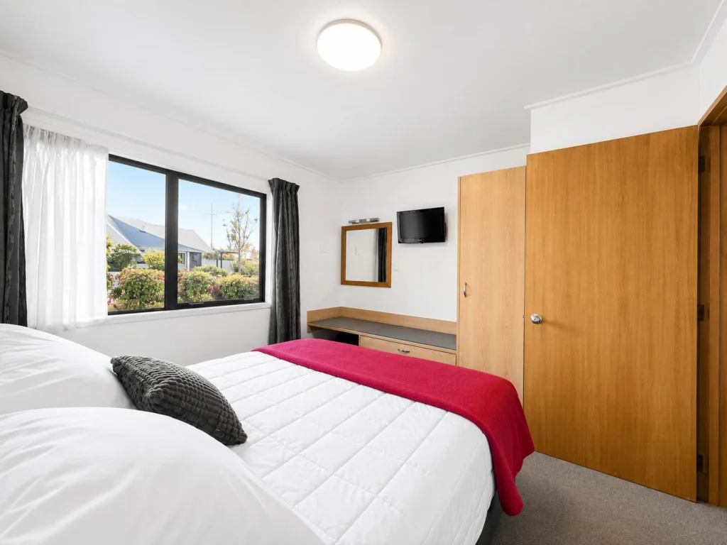 Two Bedroom Apartment - photo 2